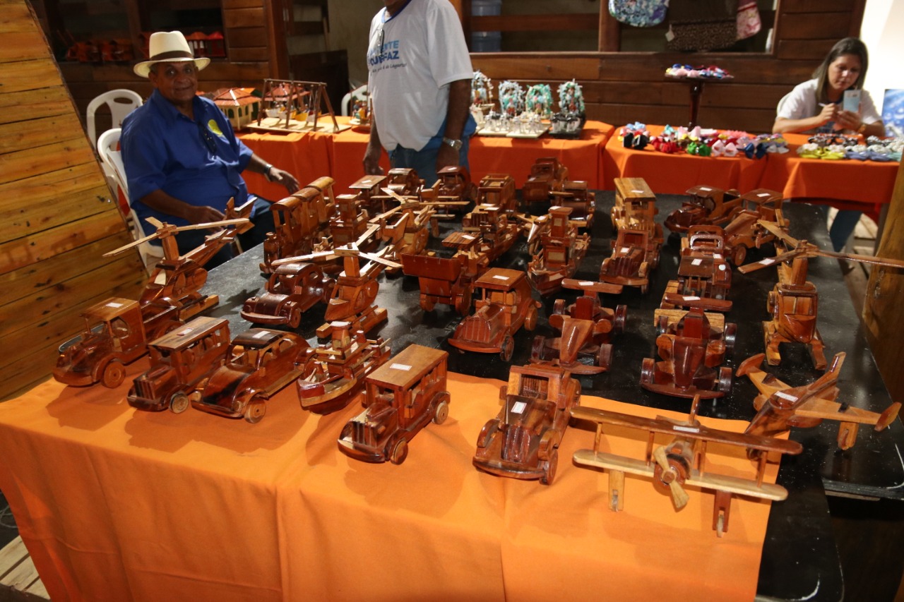 Feira da Economia Local comemora resultados e homenageia empresário Geraldo Majella 16