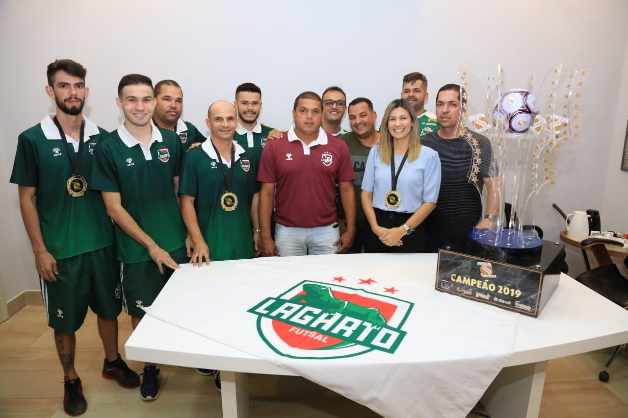 Prefeita Hilda Ribeiro recebe equipe de futsal de Lagarto 2
