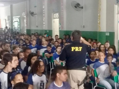 Festival Estudantil de Trânsito da PRF acontece em mais uma escola em Lagarto