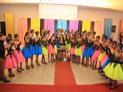 Prefeitura de Lagarto realiza o maior baile de debutantes já visto na história do município