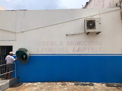 Prefeitura realiza revitalização em Escola Municipal Lourival Batista